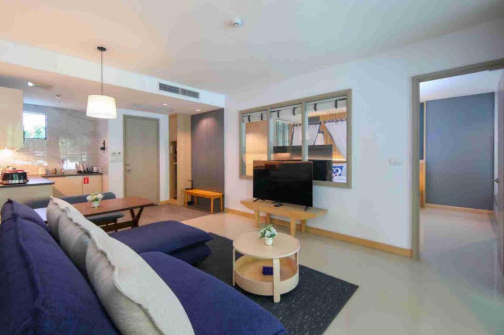 Craft Resort & Villas, Phuket Town Exterior foto A suite at the hotel
