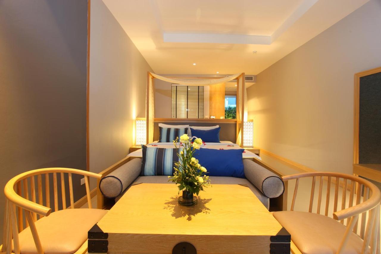 Craft Resort & Villas, Phuket Town Exterior foto A room at the hotel